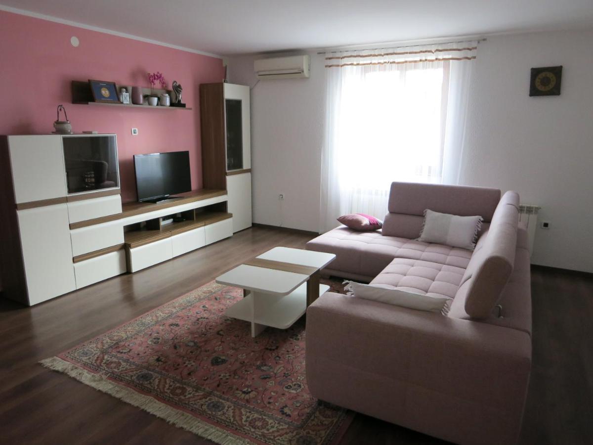 Apartma Kapitanovse Ajdovščina Εξωτερικό φωτογραφία
