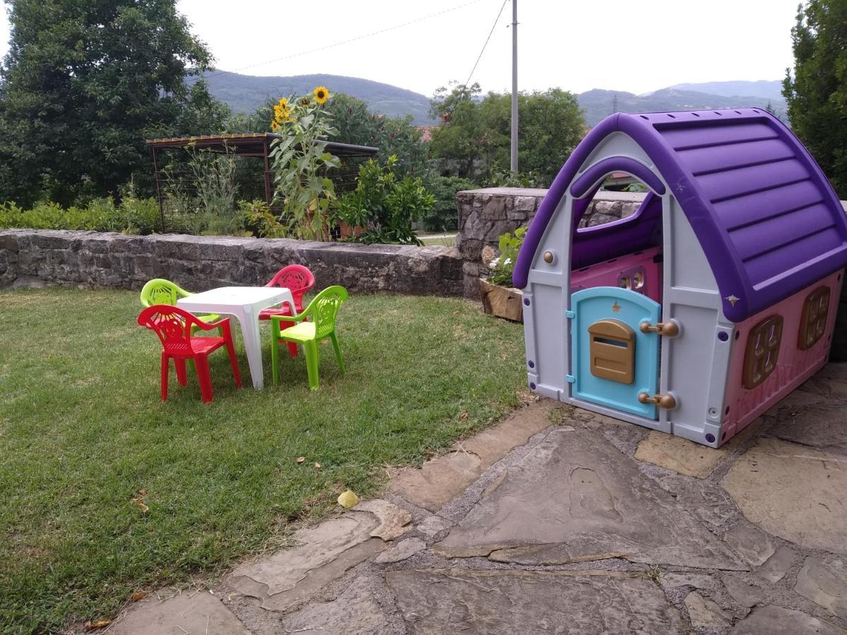 Apartma Kapitanovse Ajdovščina Εξωτερικό φωτογραφία